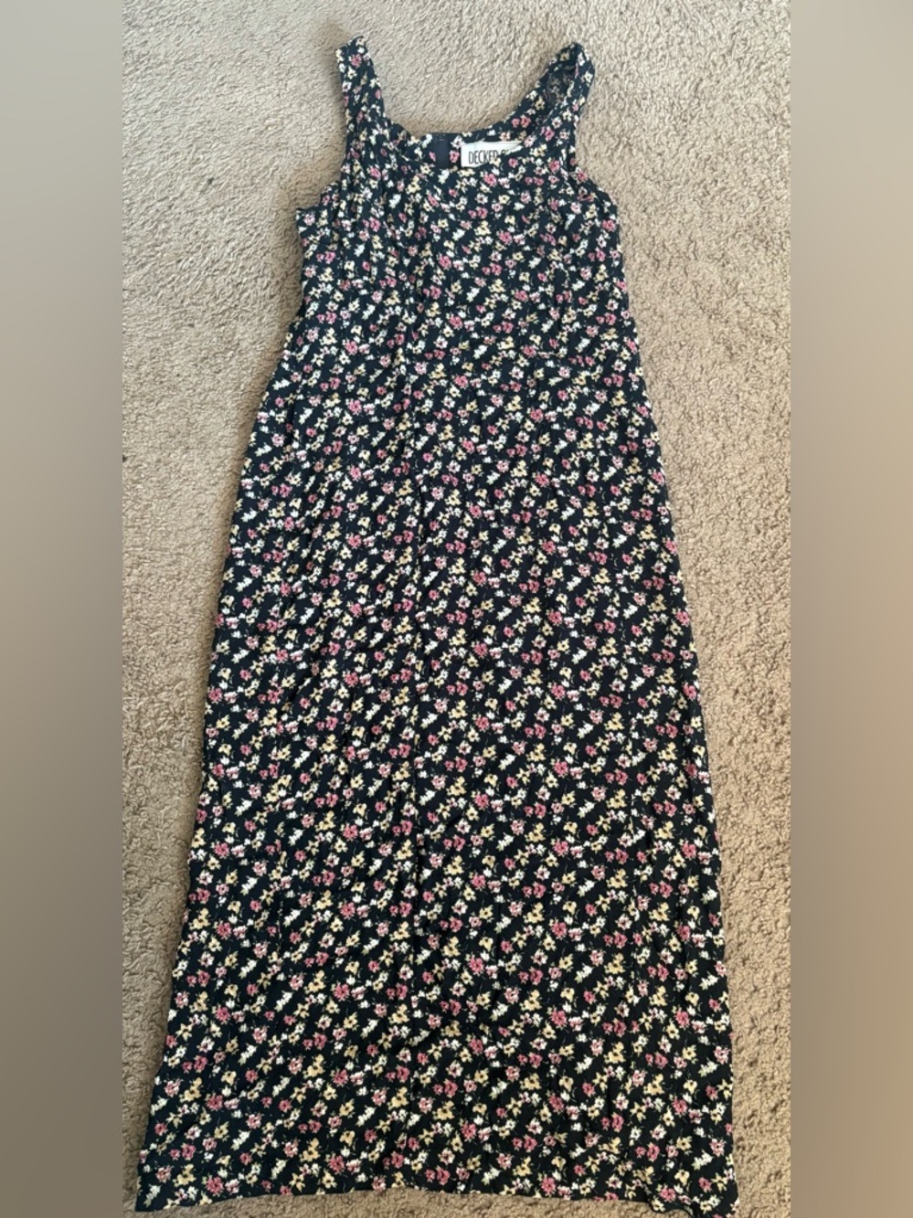 Decked Out Brand Women’s Floral Maxi Dress size small